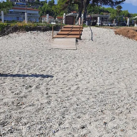 By The Sea * Hanioti