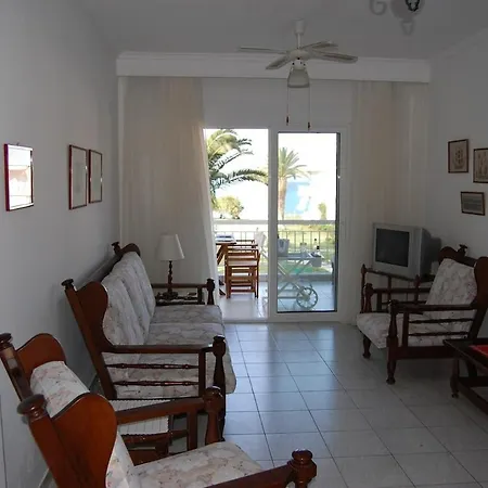 By The Sea Дом отдыха *