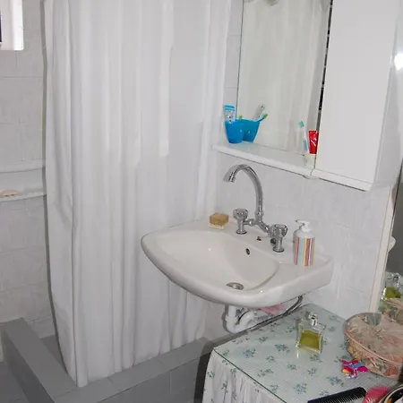 By The Sea Дом отдыха *